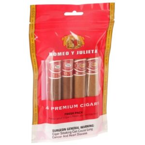 Romeo y Julieta with Natural wrapper. Box of 32.