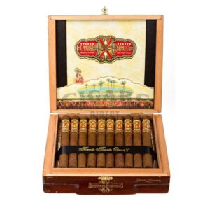 Fuente Opus X Petit Lancero Bx/32
